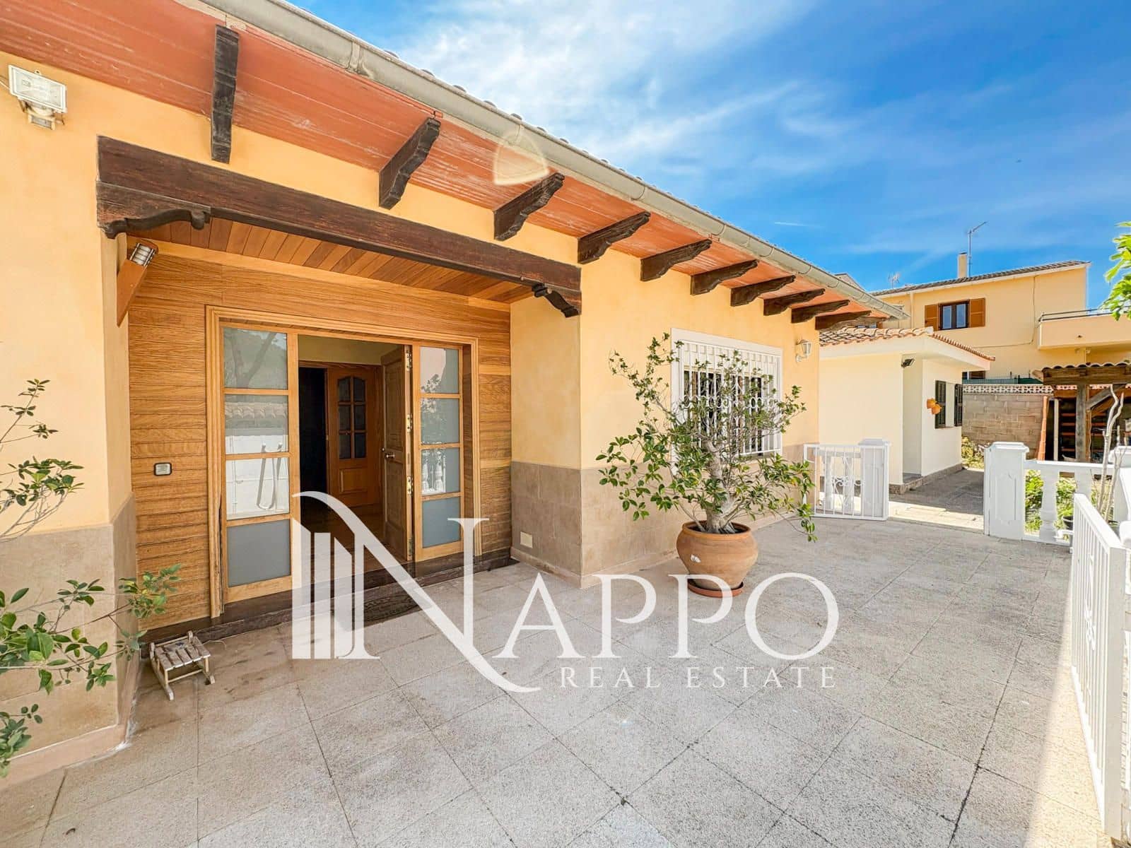 Chalet de 6 habitaciones en Palmanova en venta con piscina garaje - 1.785.000 € (Ref: 9795509)