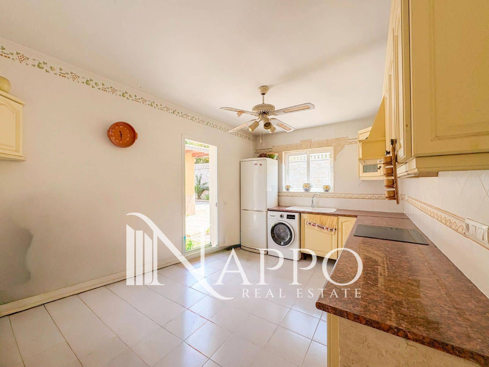 Chalet de 6 habitaciones en Palmanova en venta con piscina garaje - 1.785.000 € (Ref: 9795509)