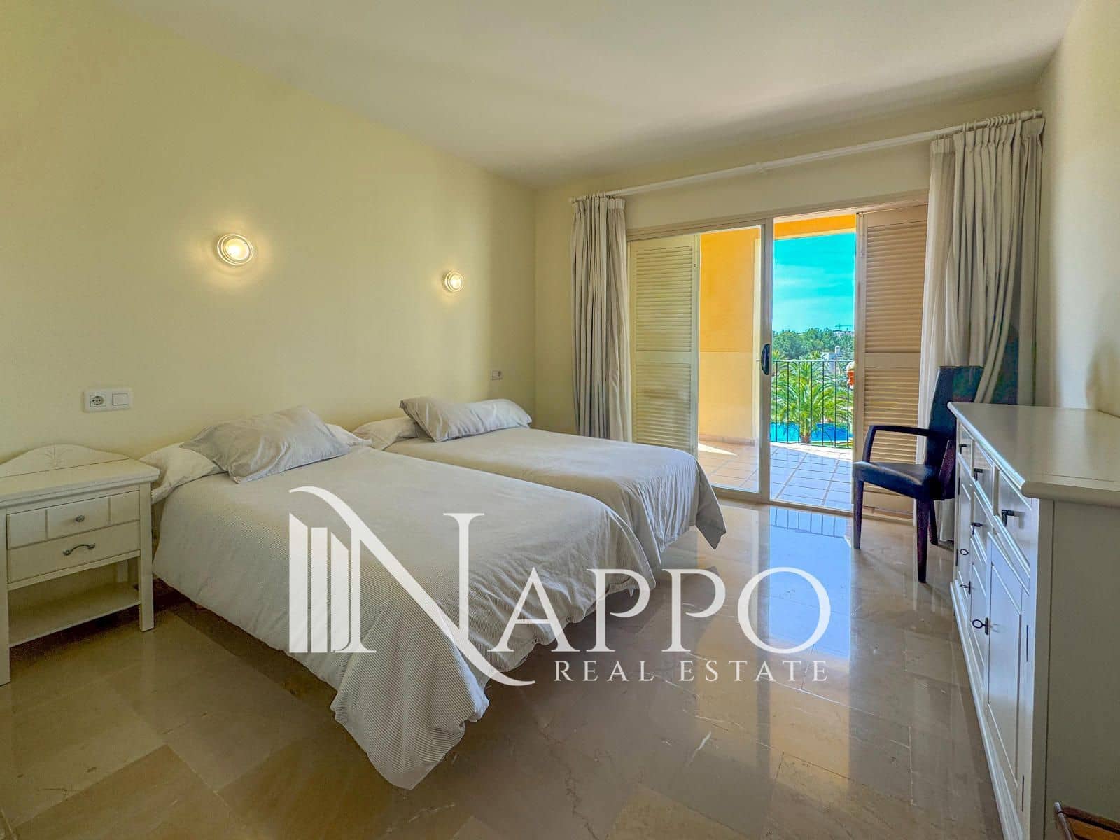 2 chambre Appartement à vendre à Santa Ponsa avec piscine garage - 870 000 € (Ref: 9795708)