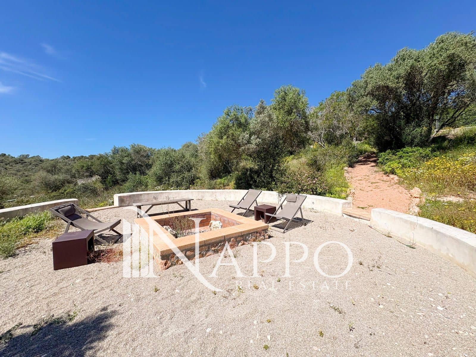 4 slaapkamer Villa te koop in L'Aranjassa / S'Aranjassa met zwembad garage - € 1.950.000 (Ref: 9795709)