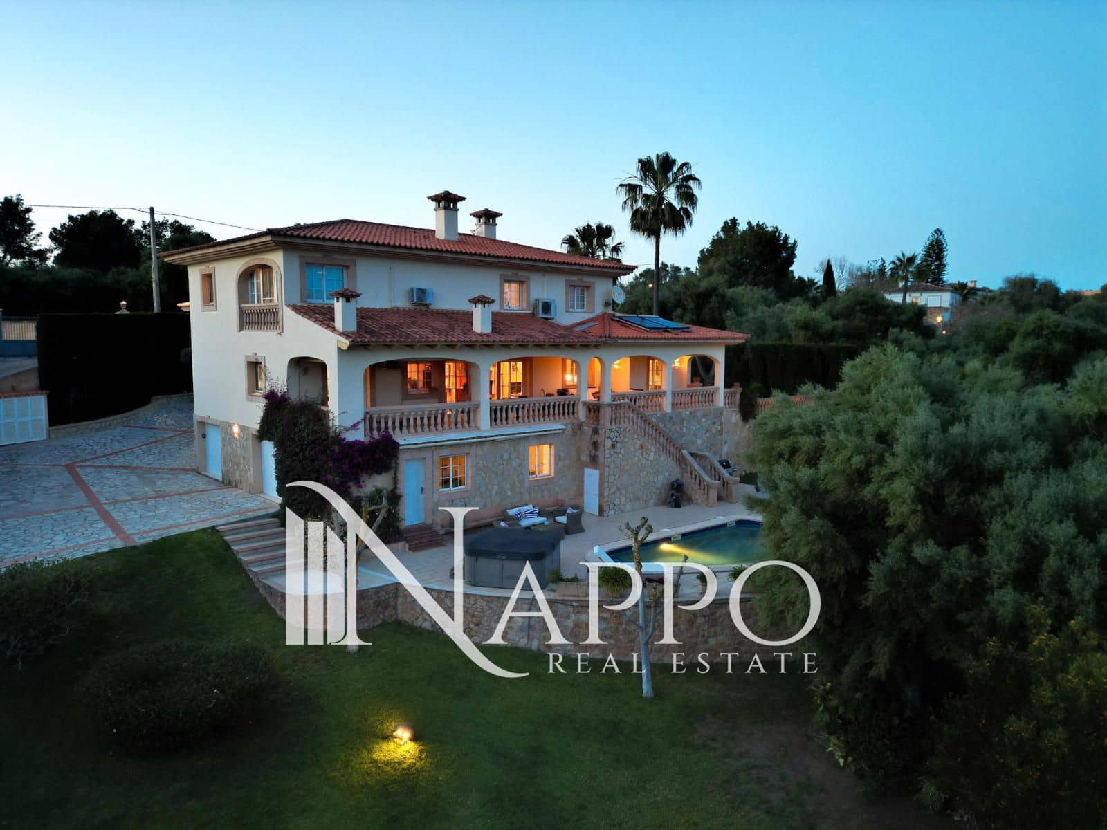 4 slaapkamer Villa te koop in L'Aranjassa / S'Aranjassa met zwembad garage - € 1.950.000 (Ref: 9795709)