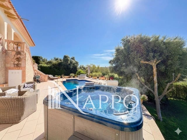 4 makuuhuone Huvila myytävänä paikassa L'Aranjassa / S'Aranjassa, Palma de Mallorca mukana uima-altaan 
autotalli - 1 950 000 € (Ref: 9795709)