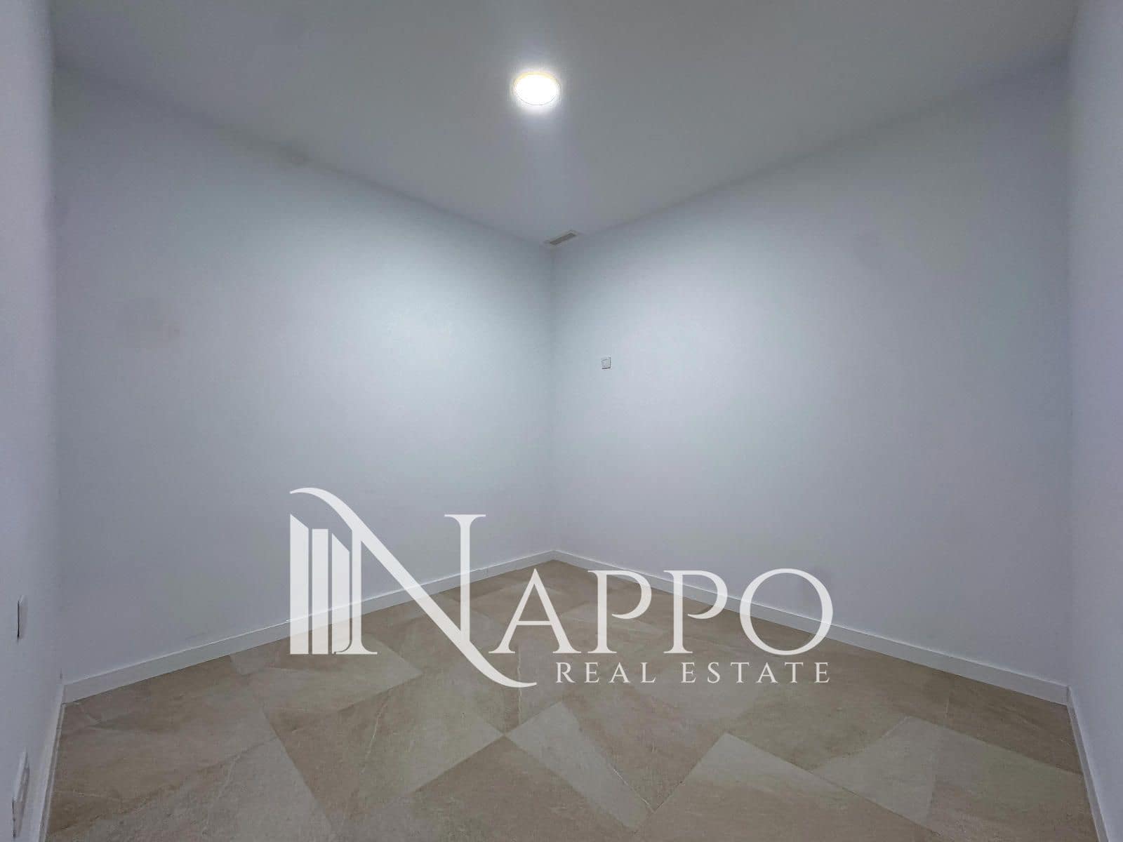 Piso de 3 habitaciones en Cala Mayor en venta con piscina - 295.000 € (Ref: 9799972)