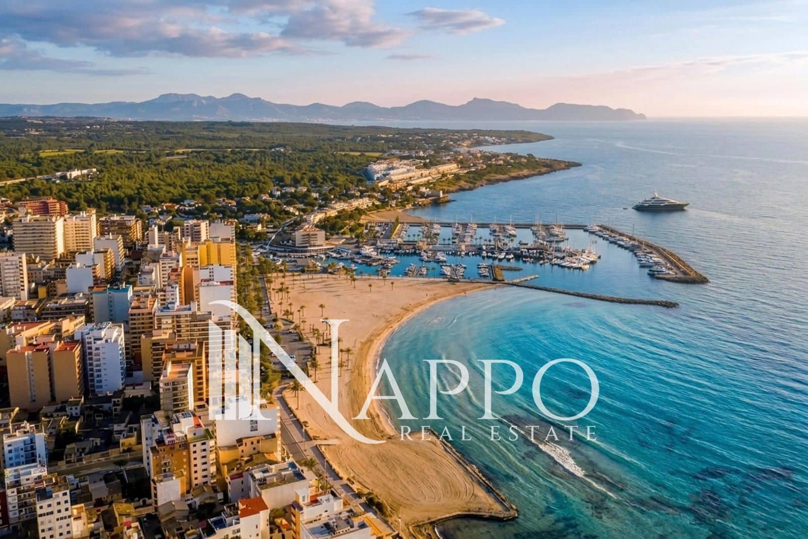 Piso de 2 habitaciones en Cala Mayor en venta con piscina - 587.000 € (Ref: 9802665)