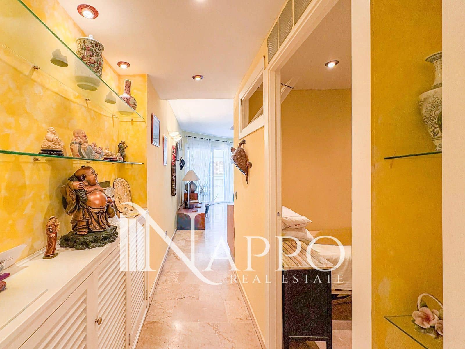 Piso de 2 habitaciones en Cala Mayor en venta con piscina - 587.000 € (Ref: 9802665)