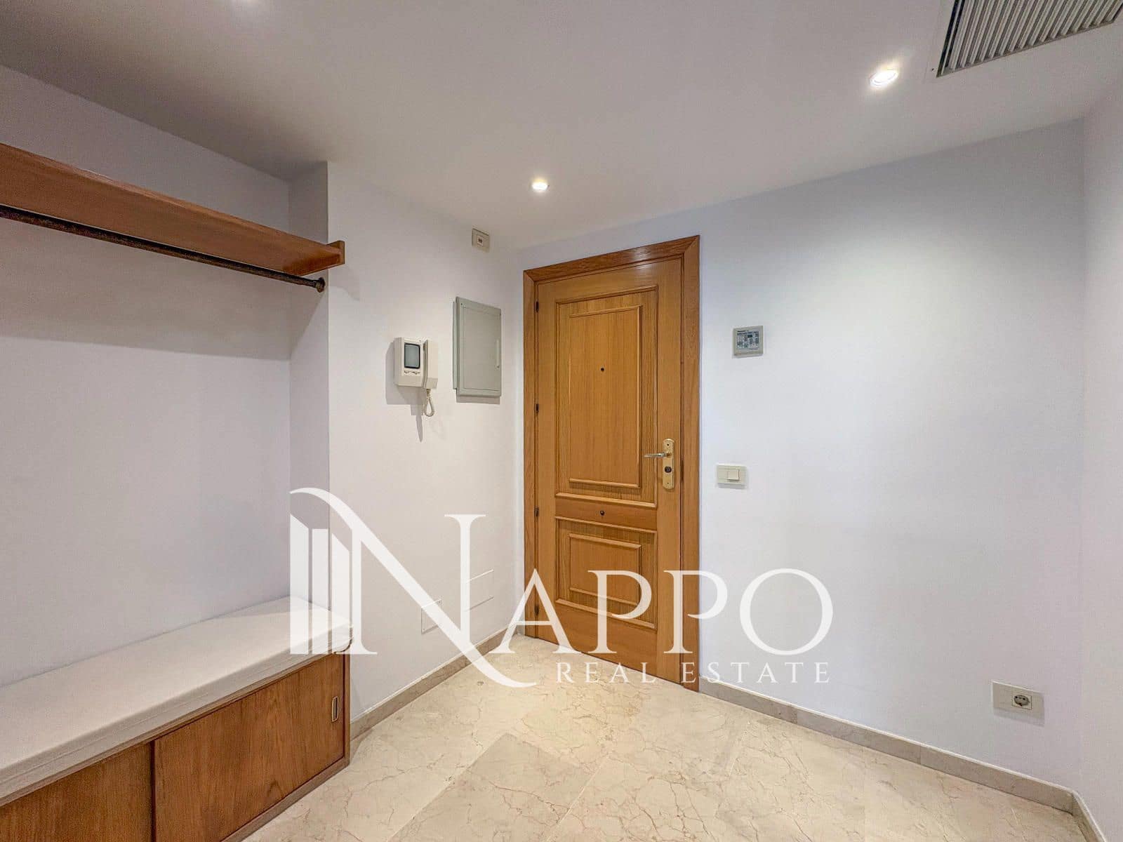 1 soverom Leilighet til salgs i Palma de Mallorca med svømmebasseng garasje - € 540 000 (Ref: 9802954)