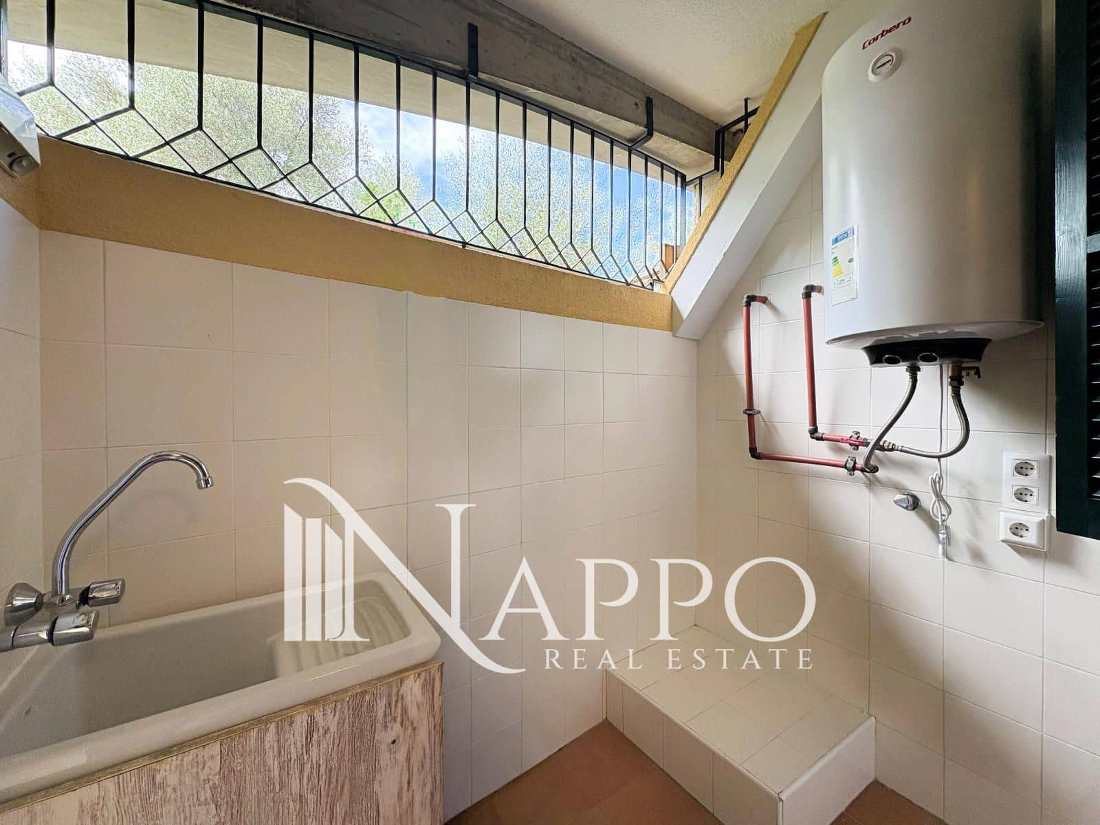 1 soverom Leilighet til salgs i Palma de Mallorca med svømmebasseng garasje - € 540 000 (Ref: 9802954)