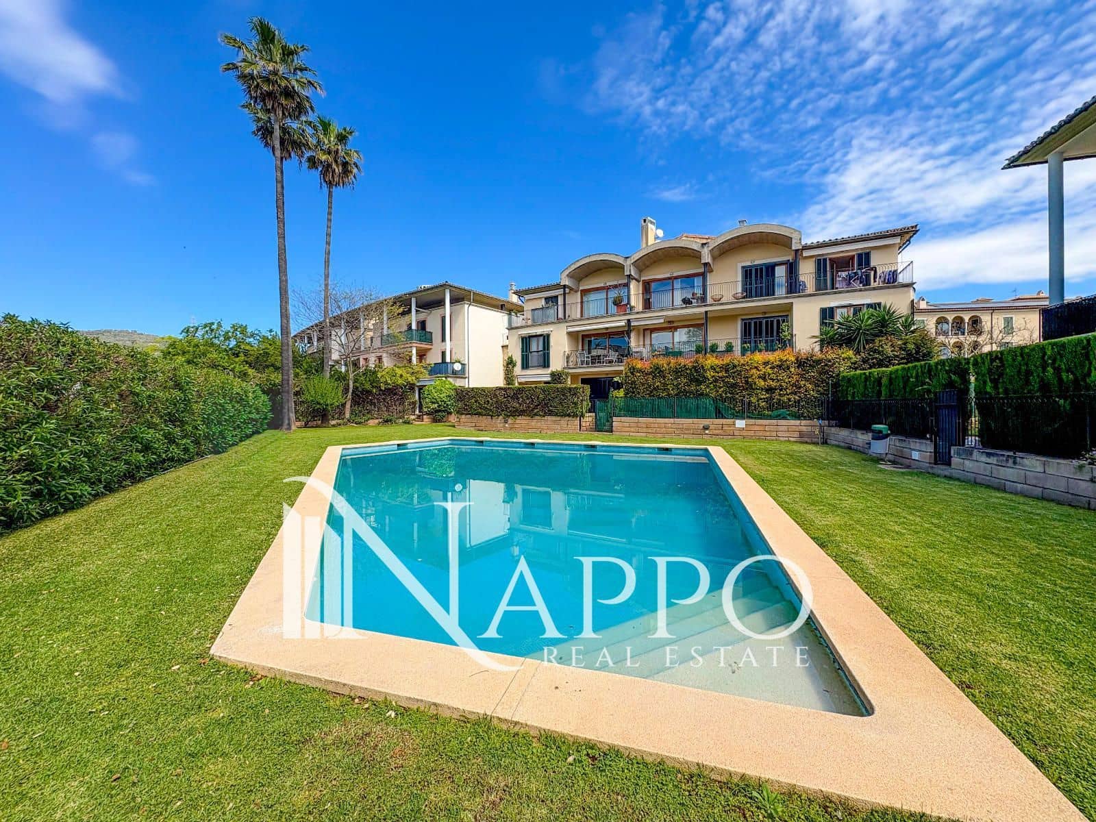 1 soverom Leilighet til salgs i Palma de Mallorca med svømmebasseng garasje - € 540 000 (Ref: 9802954)