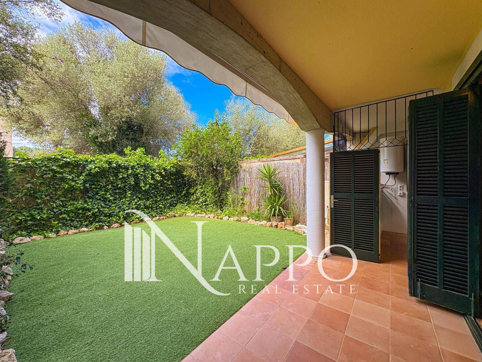 1 soverom Leilighet til salgs i Palma de Mallorca med svømmebasseng garasje - € 540 000 (Ref: 9802954)