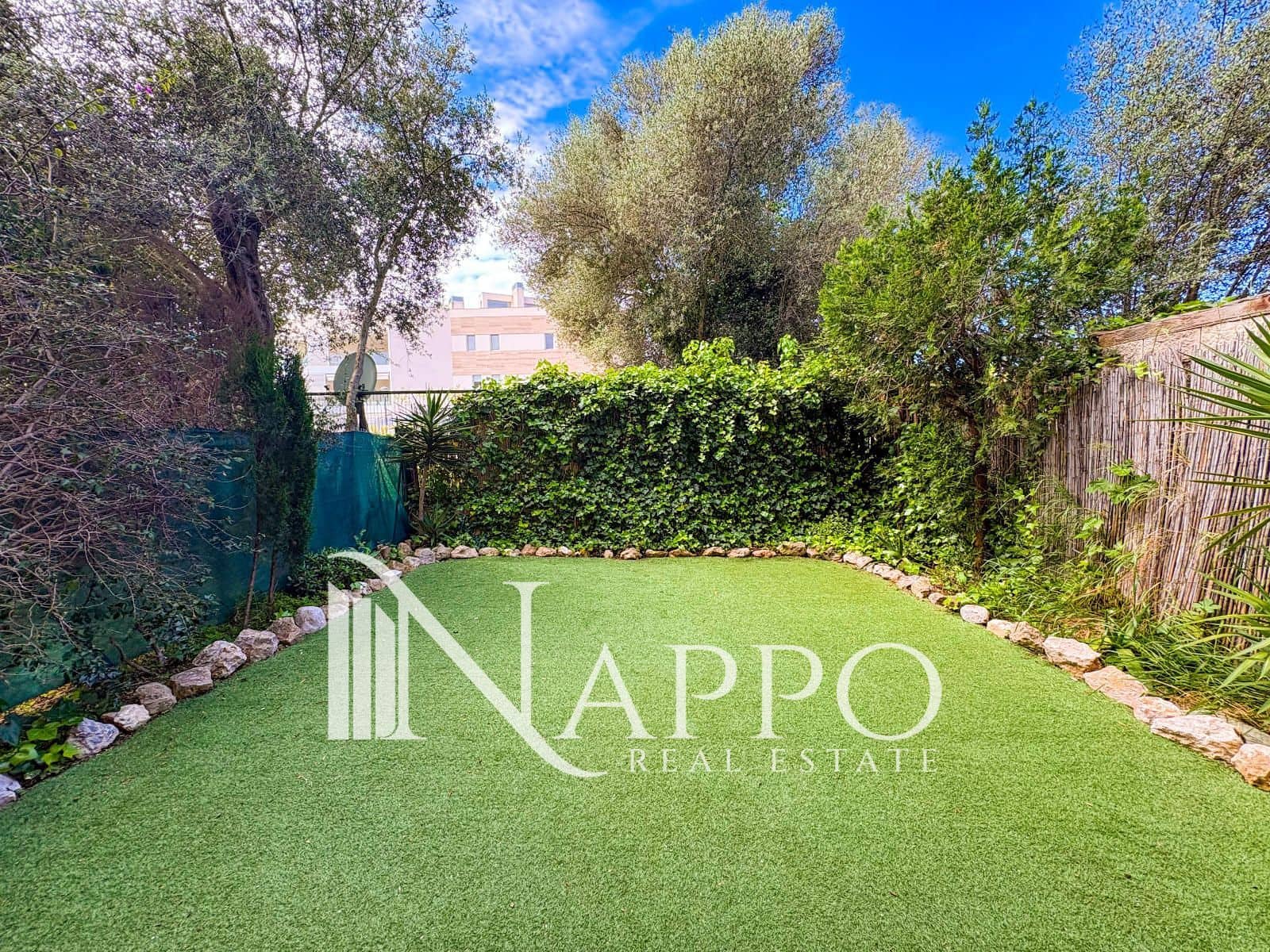 1 soverom Leilighet til salgs i Palma de Mallorca med svømmebasseng garasje - € 540 000 (Ref: 9802954)