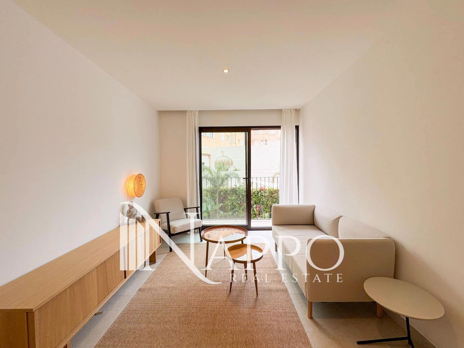 1 soveværelse Lejlighed til leje i Palma de Mallorca med swimmingpool - € 2.400 (Ref: 9803755)