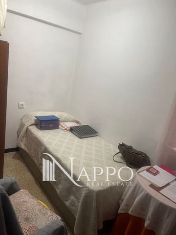 3 soveværelse Lejlighed til salg i Palma de Mallorca - € 260.000 (Ref: 9803757)