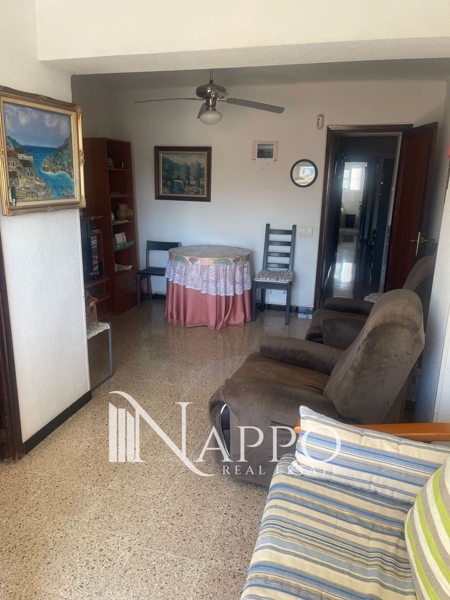 3 soveværelse Lejlighed til salg i Palma de Mallorca - € 260.000 (Ref: 9803757)