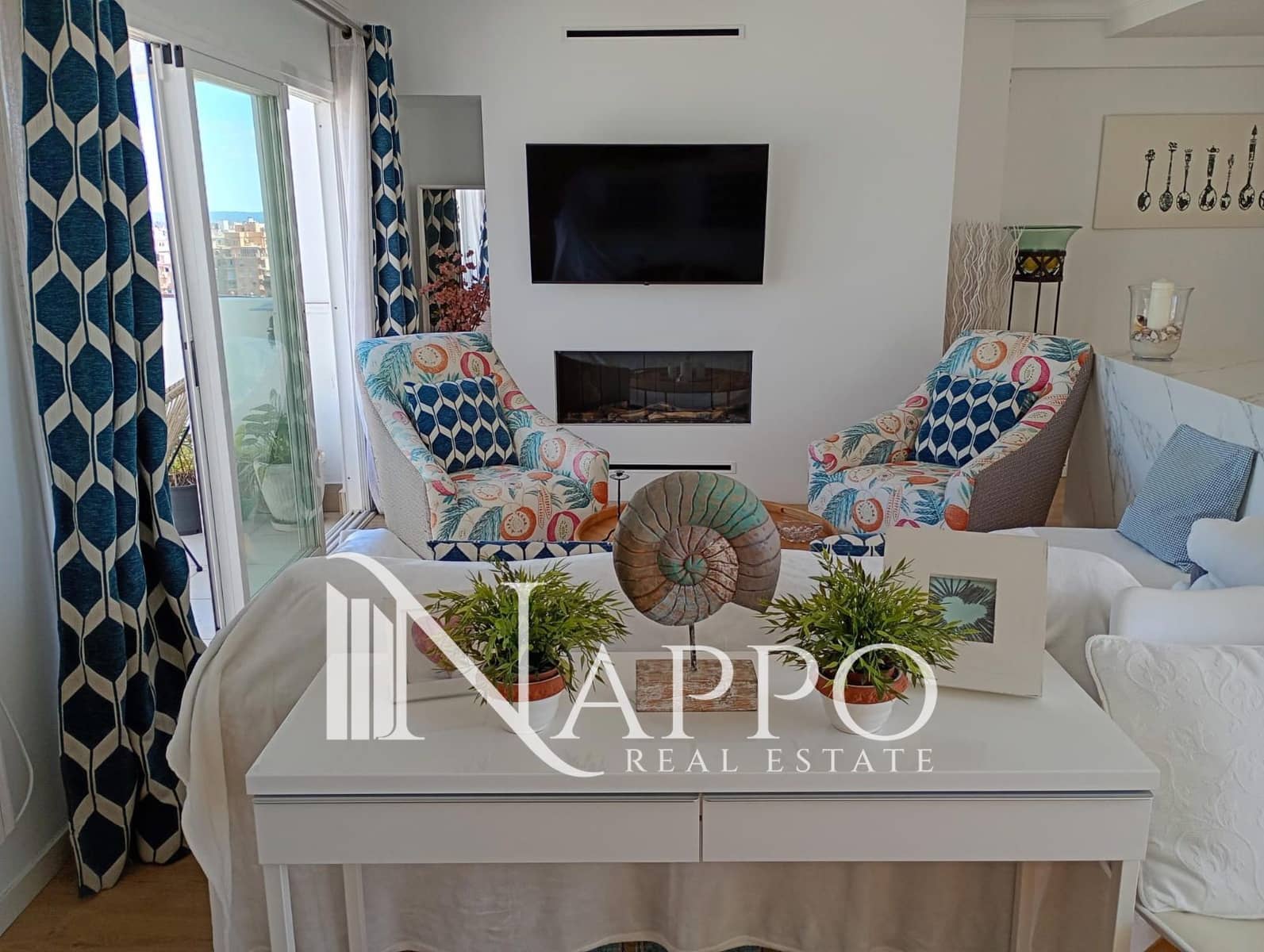 2 bedroom Penthouse for rent in Palma de Mallorca with garage - € 2,500 (Ref: 9804836)