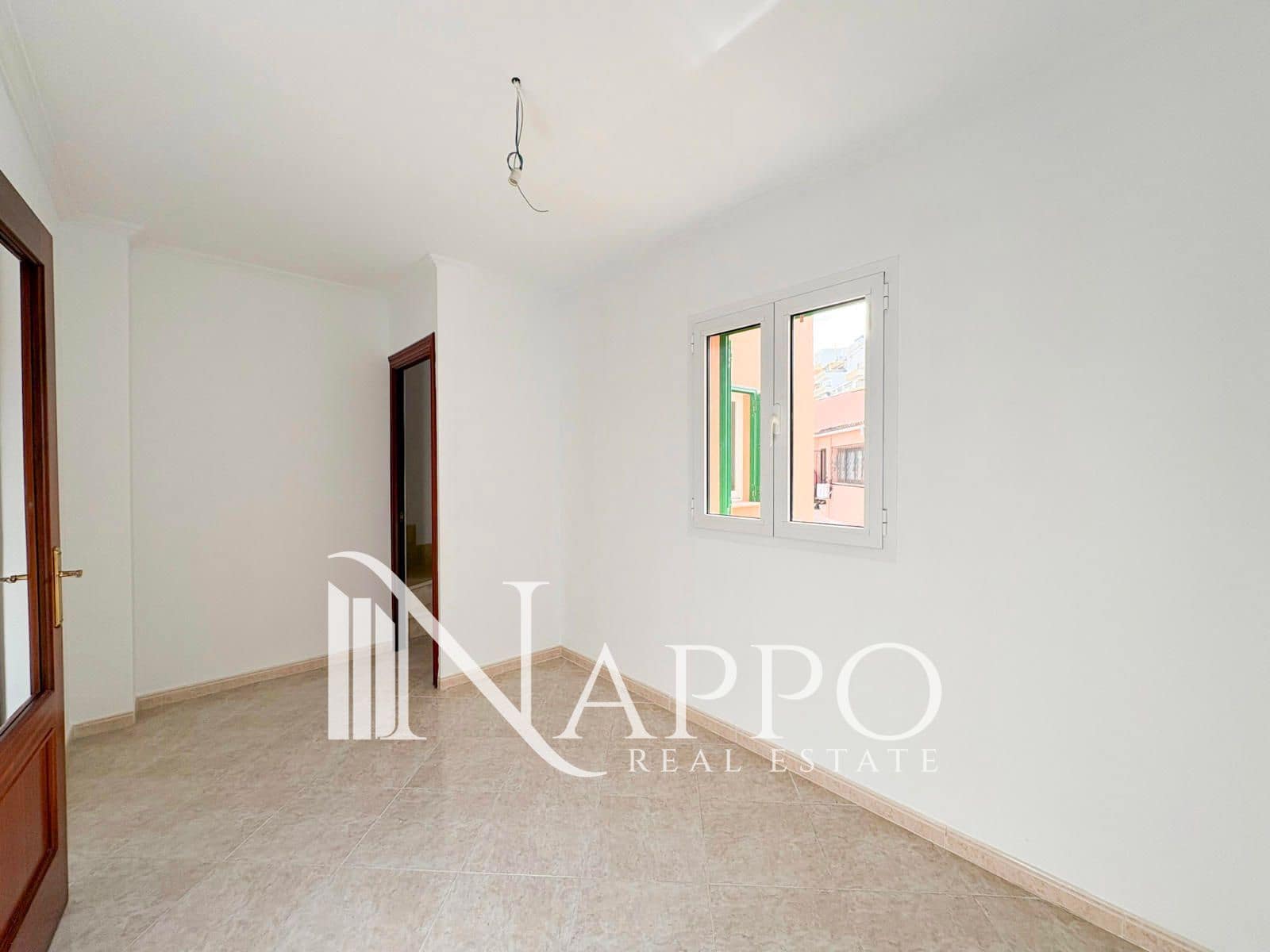 4 bedroom Townhouse for sale in Palma de Mallorca with garage - € 549,000 (Ref: 9805431)