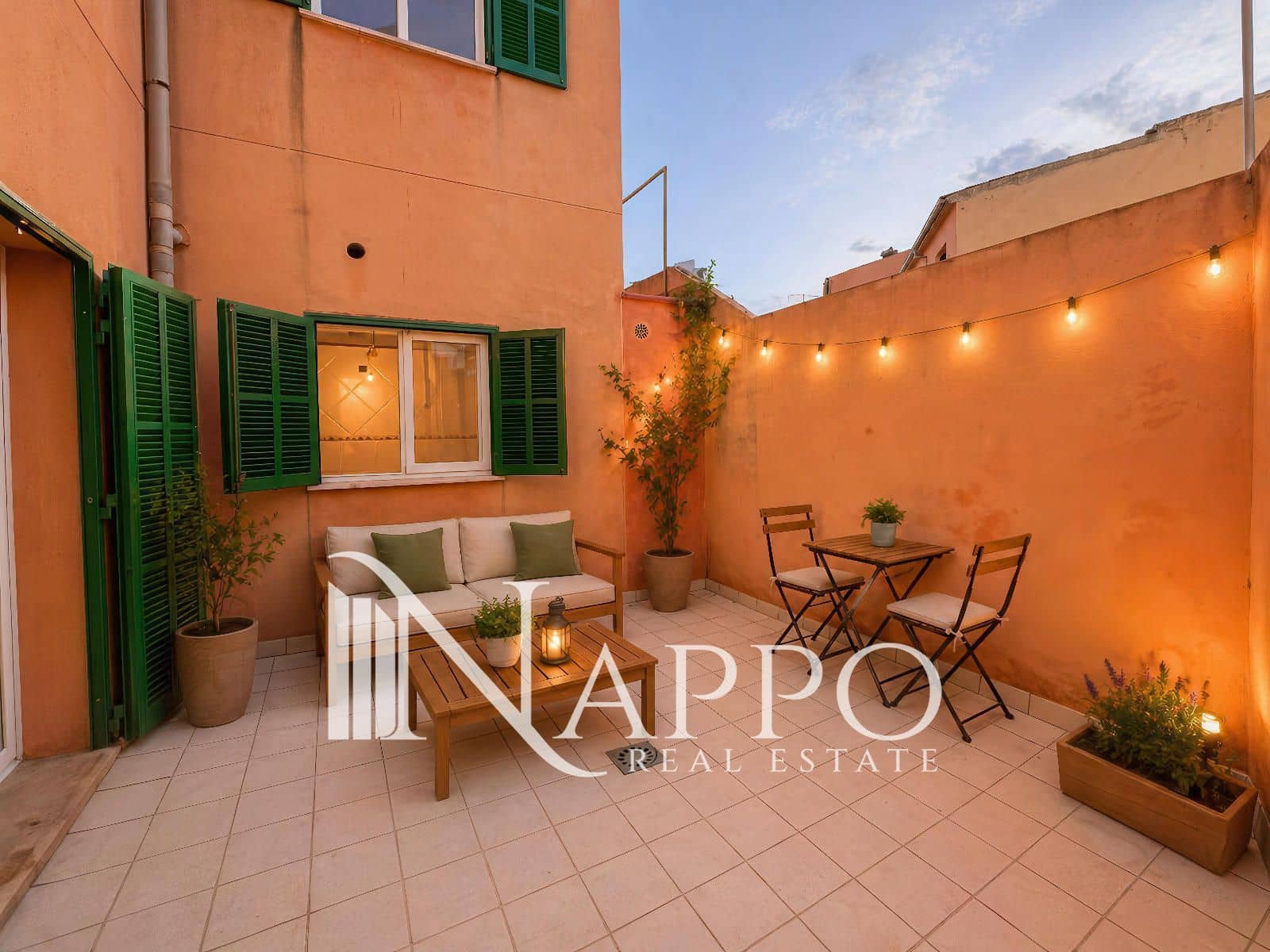 4 bedroom Townhouse for sale in Palma de Mallorca with garage - € 549,000 (Ref: 9805431)