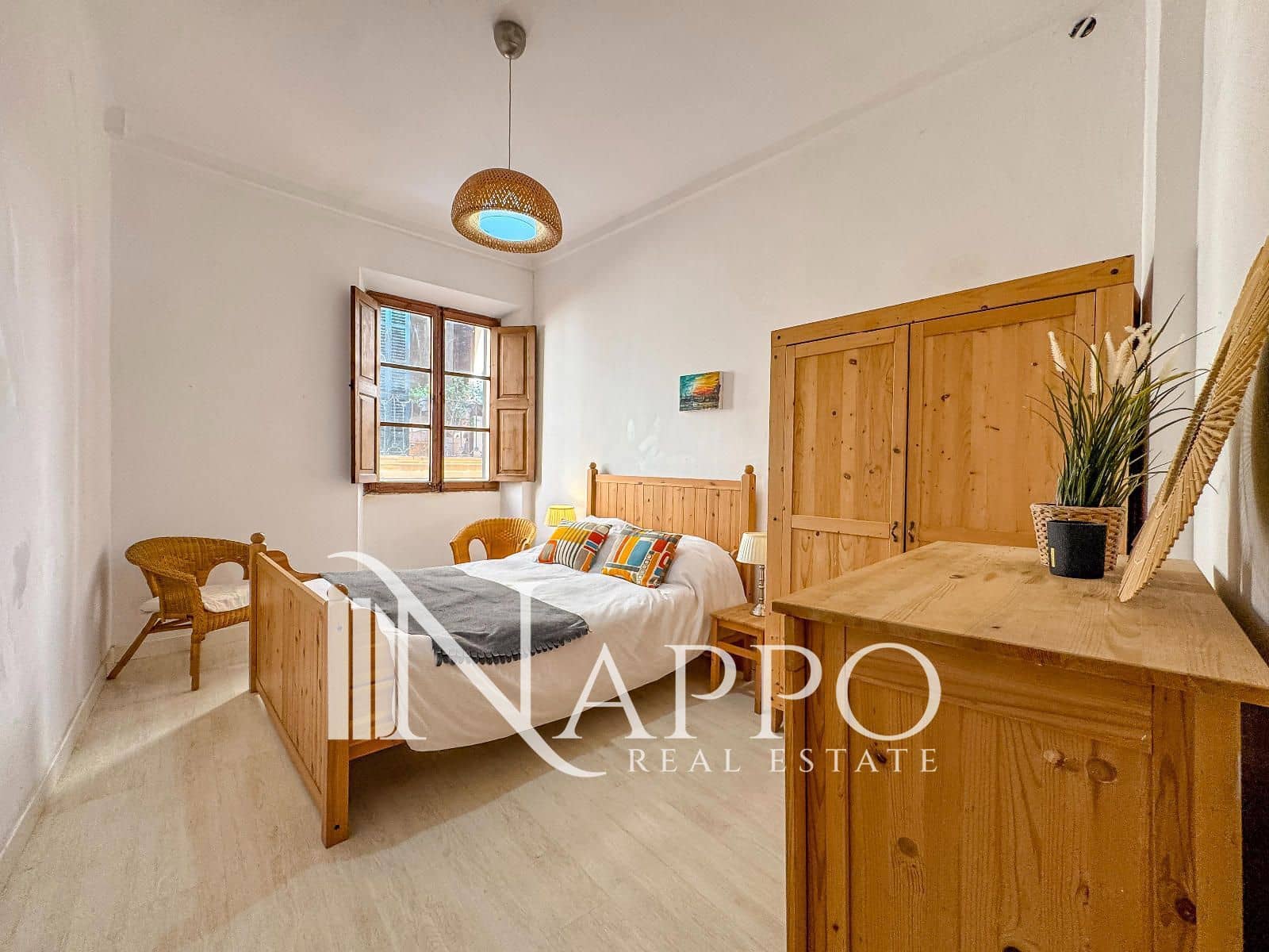 2 bedroom Flat for sale in Palma de Mallorca - € 995,000 (Ref: 9805432)