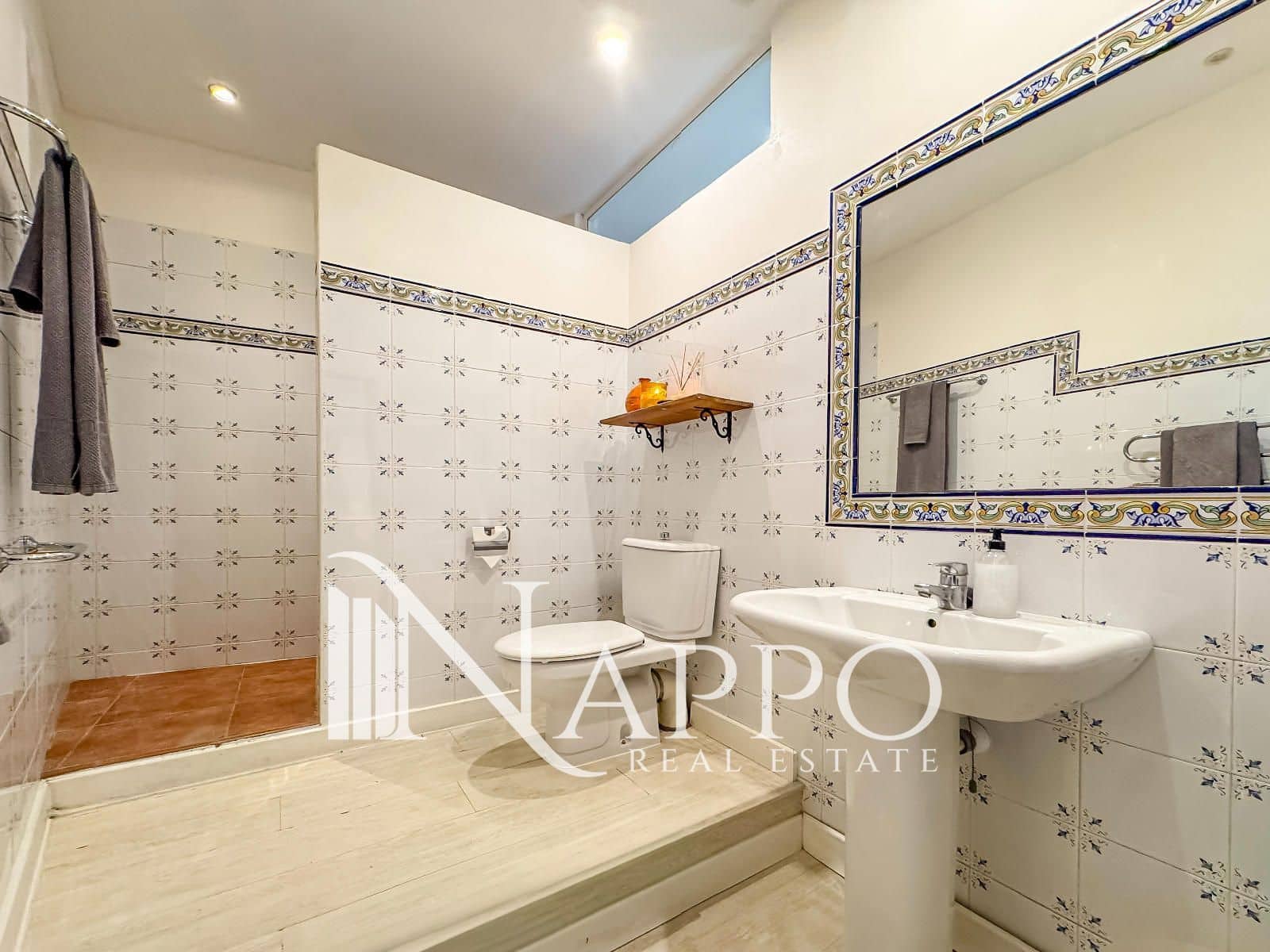 2 bedroom Flat for sale in Palma de Mallorca - € 995,000 (Ref: 9805432)