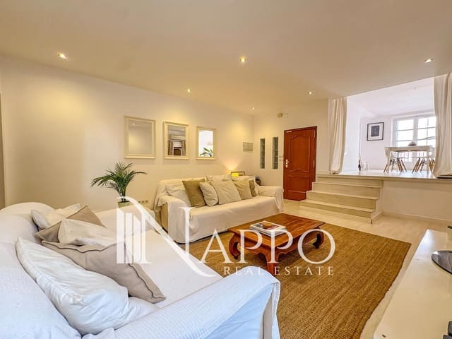 2 bedroom Flat for sale in La Calatrava, Palma de Mallorca - € 995,000 (Ref: 9805432)