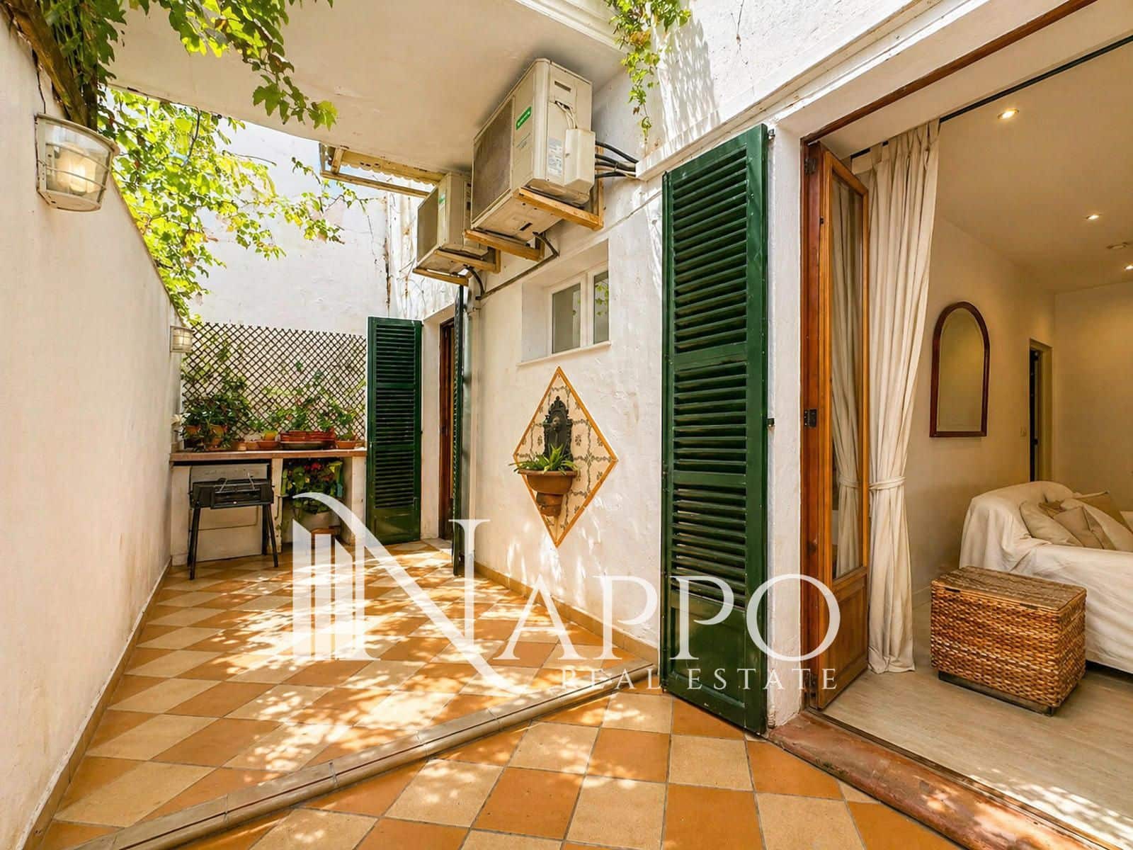 2 bedroom Flat for sale in Palma de Mallorca - € 995,000 (Ref: 9805432)