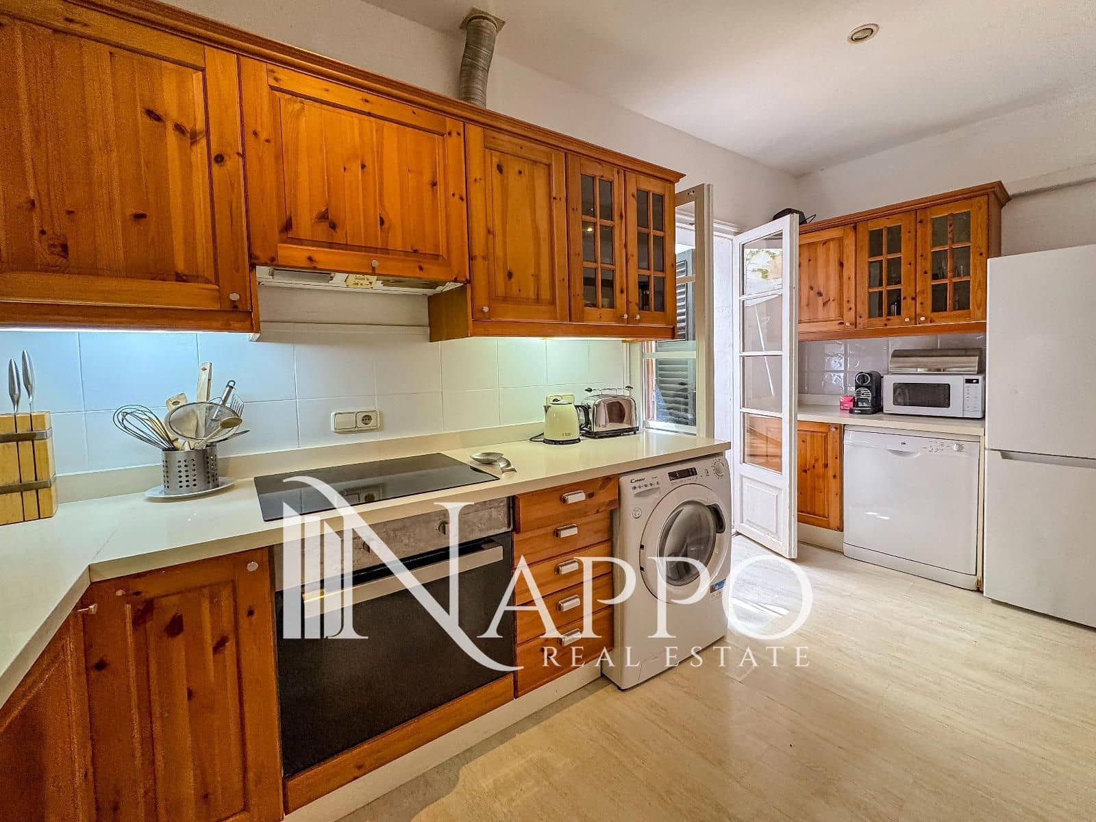 2 bedroom Flat for sale in Palma de Mallorca - € 995,000 (Ref: 9805432)