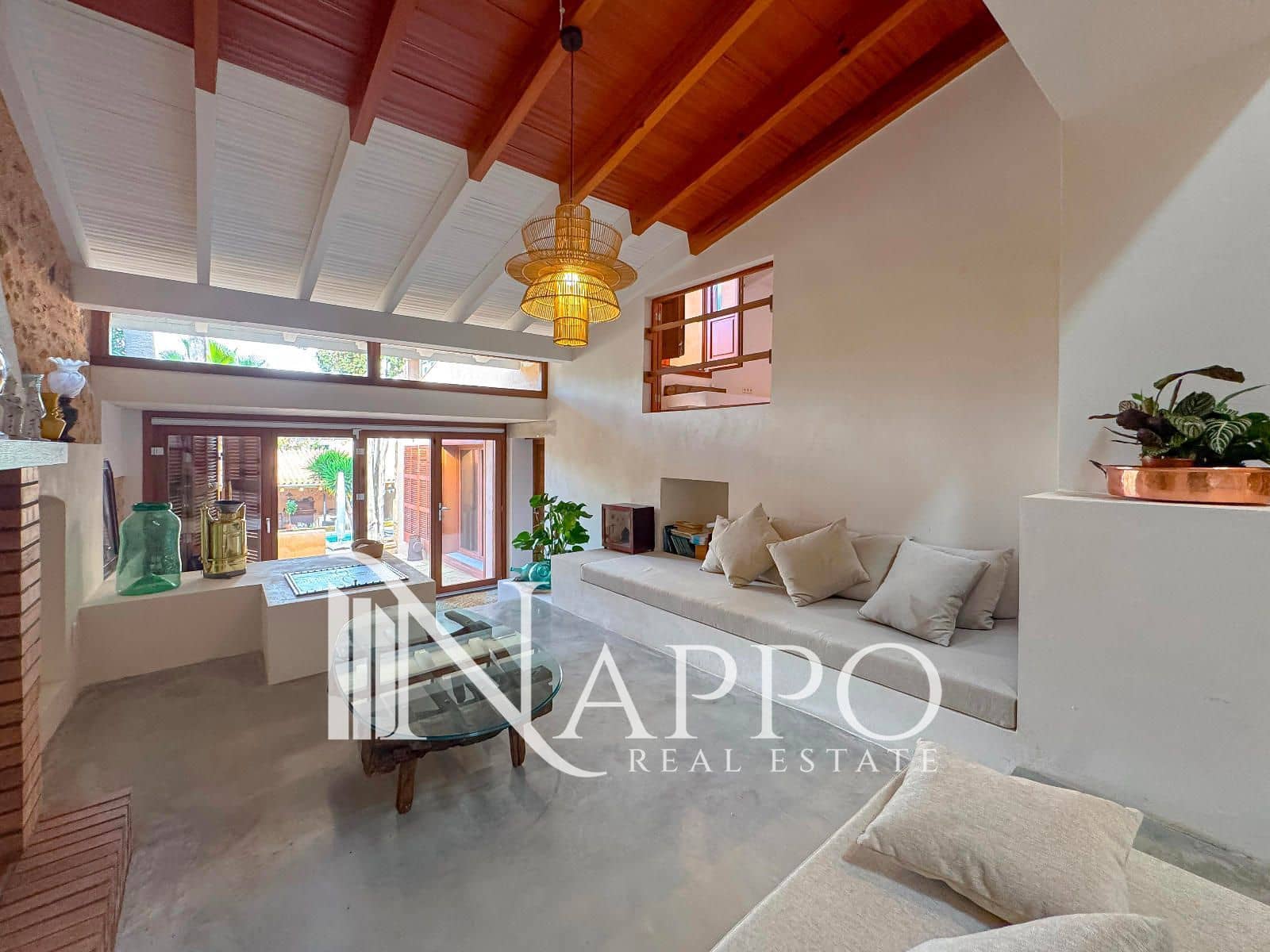 4 bedroom Villa for rent in Sencelles with pool garage - € 4,000 (Ref: 9805574)