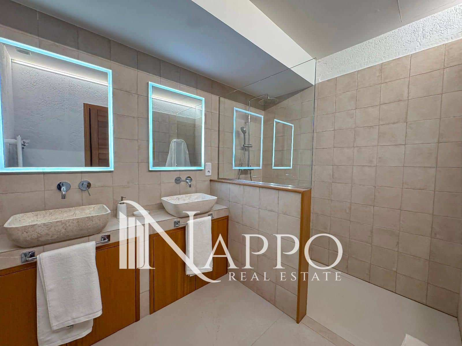 4 bedroom Villa for rent in Sencelles with pool garage - € 4,000 (Ref: 9805574)