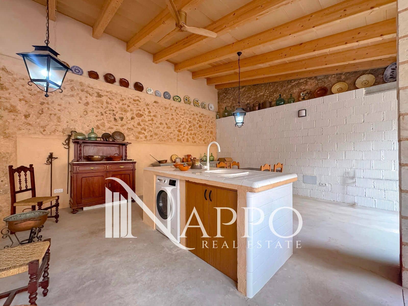 4 bedroom Villa for rent in Sencelles with pool garage - € 4,000 (Ref: 9805574)