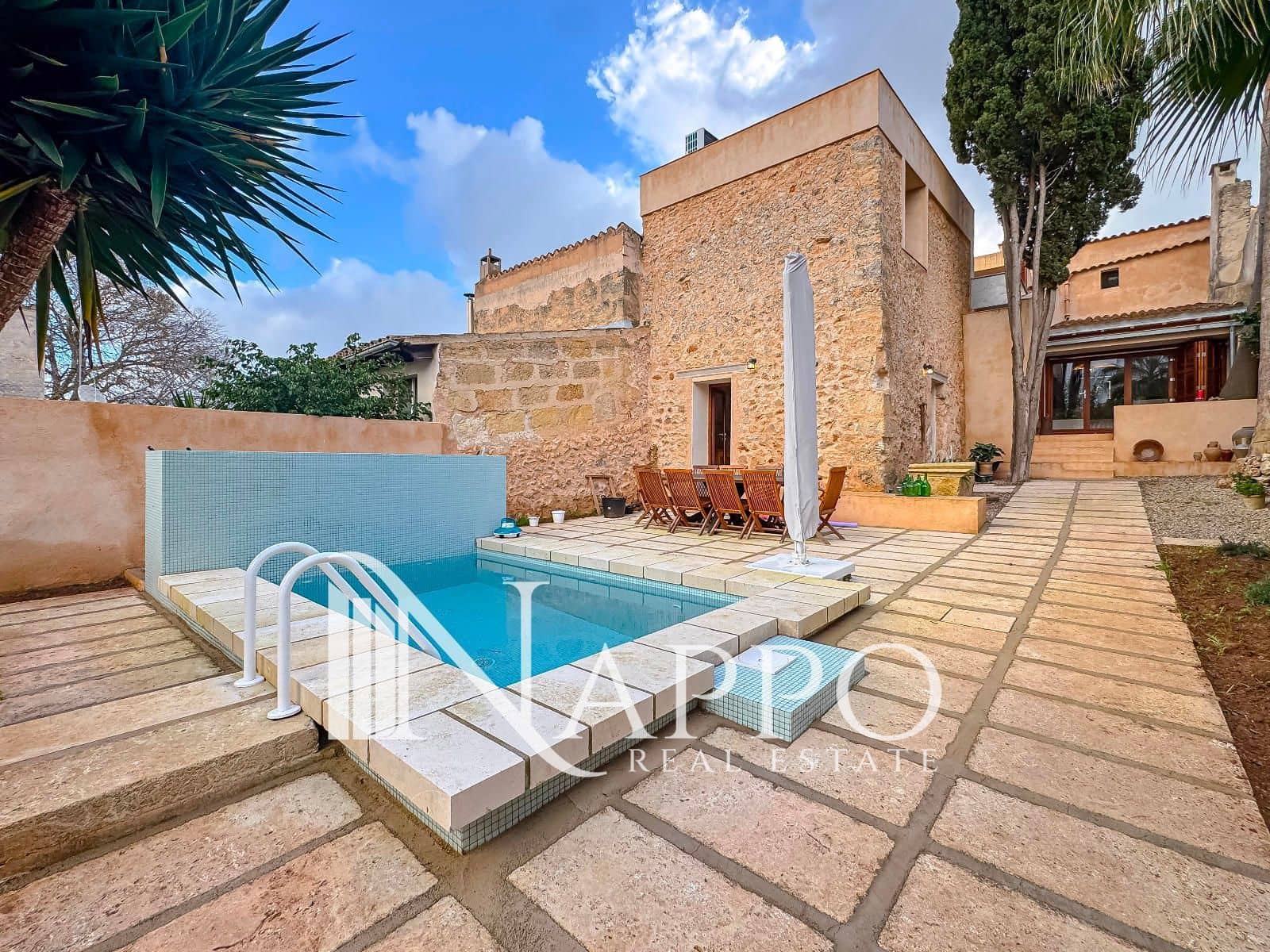 4 bedroom Villa for rent in Sencelles with pool garage - € 4,000 (Ref: 9805574)