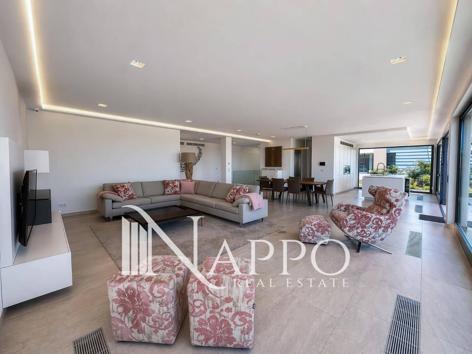 4 bedroom Villa for sale in Santa Ponsa with pool garage - € 5,900,000 (Ref: 9807150)