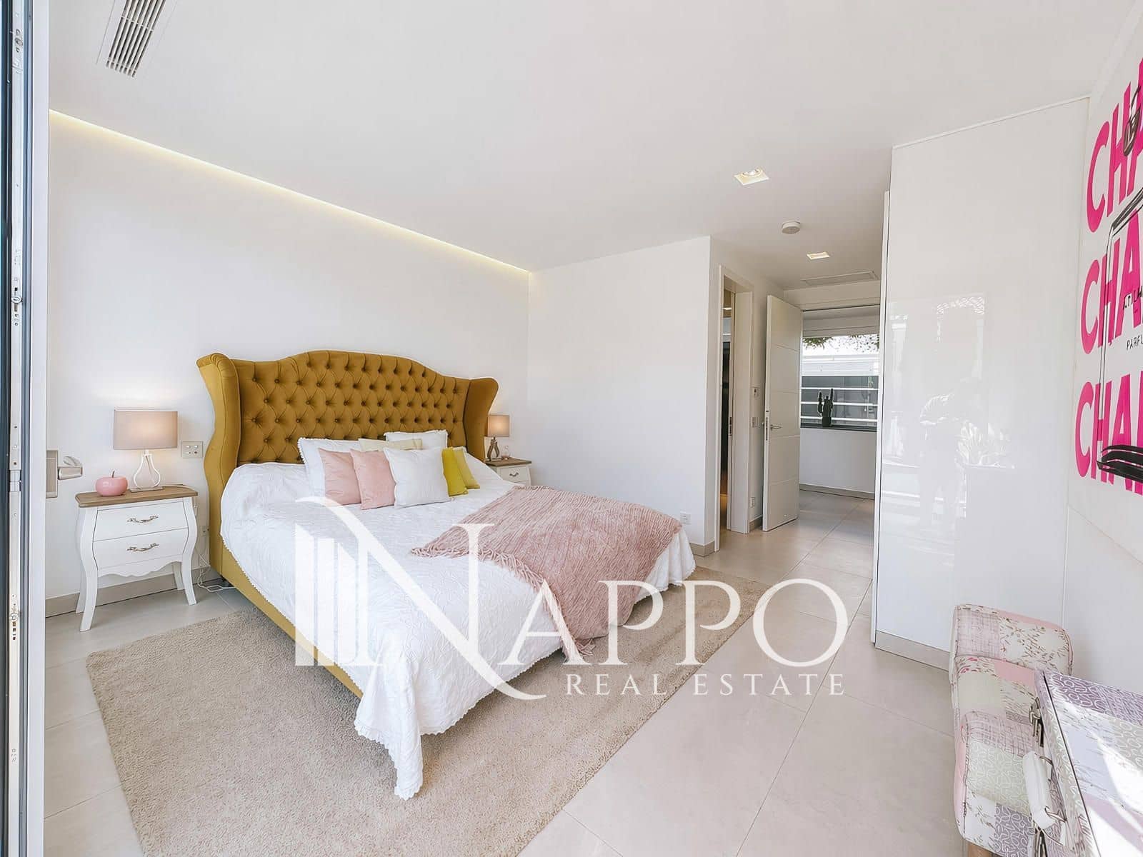 4 bedroom Villa for sale in Santa Ponsa with pool garage - € 5,900,000 (Ref: 9807150)