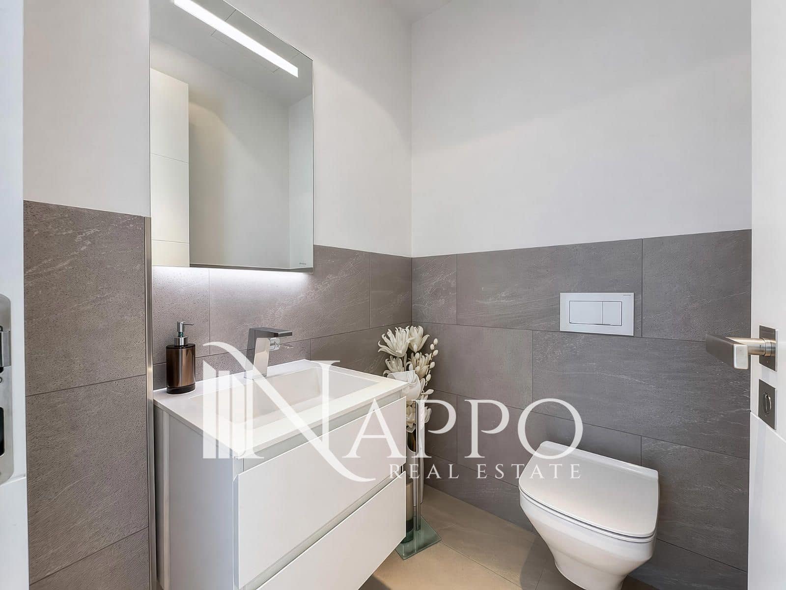 4 bedroom Villa for sale in Santa Ponsa with pool garage - € 5,900,000 (Ref: 9807150)