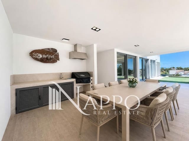 4 bedroom Villa for sale in Santa Ponsa, Calvià with pool garage - € 5,900,000 (Ref: 9807150)