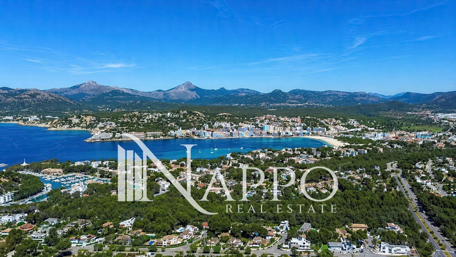 4 bedroom Villa for sale in Santa Ponsa with pool garage - € 5,900,000 (Ref: 9807150)