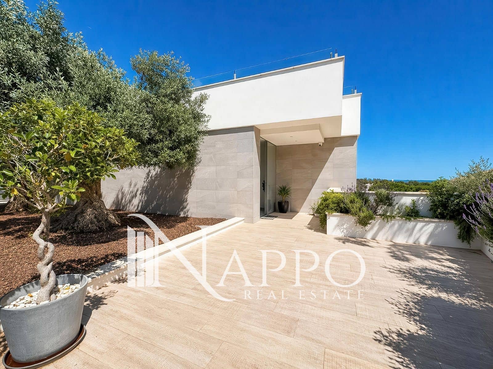4 bedroom Villa for sale in Santa Ponsa with pool garage - € 5,900,000 (Ref: 9807150)