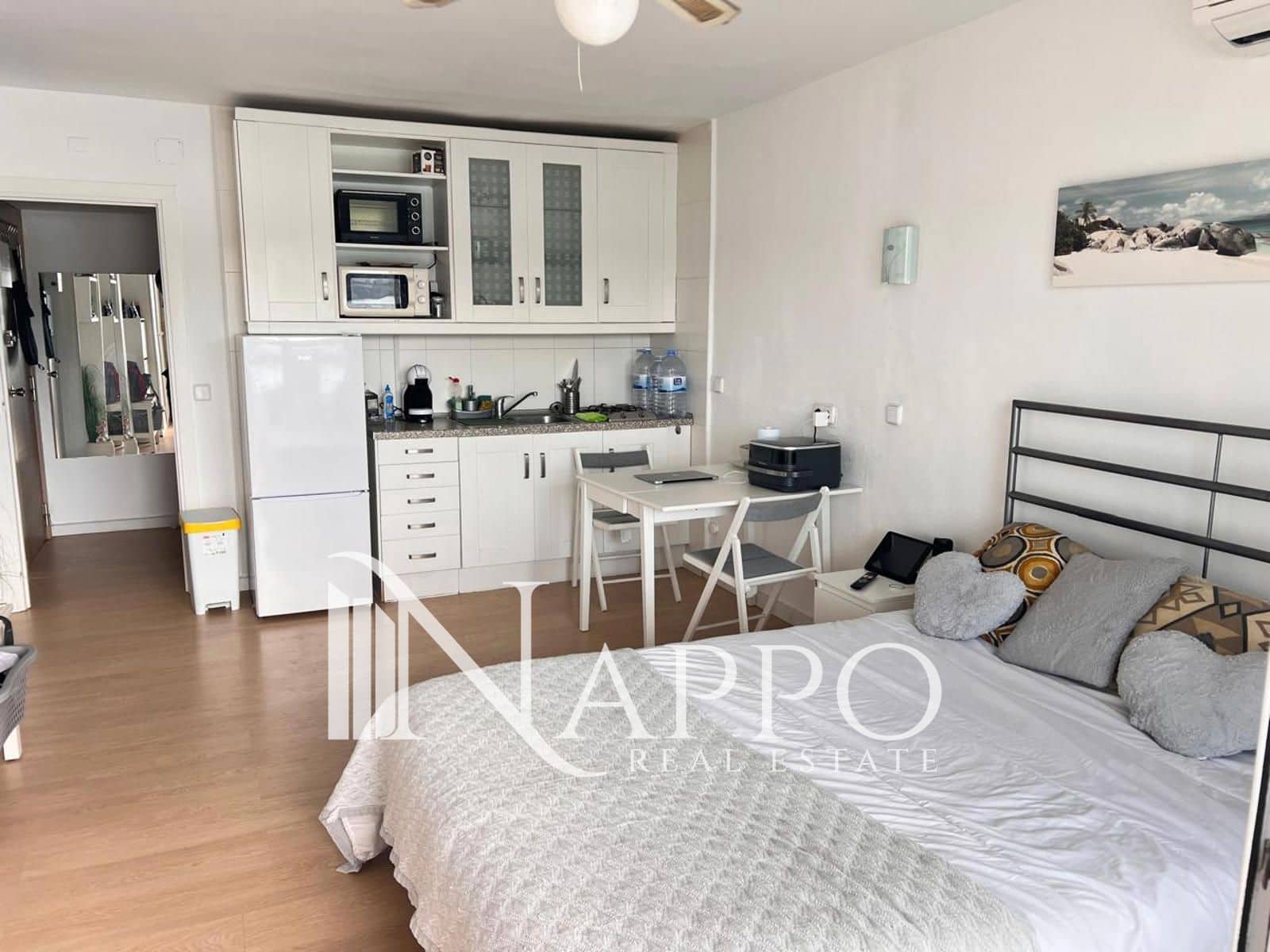 1 sovrum Lägenhet till salu i Costa de la Calma med pool - 240 000 € (Ref: 9809401)