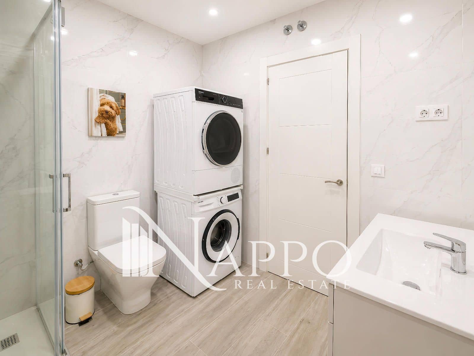 1 sypialnia Mieszkanie do wynajęcia w Miasto Madryt - 1 300 € (Ref: 9809402)