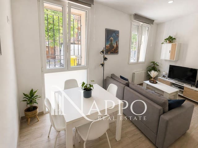 1 sypialnia Mieszkanie do wynajęcia w Miasto Madryt - 1 300 € (Ref: 9809402)