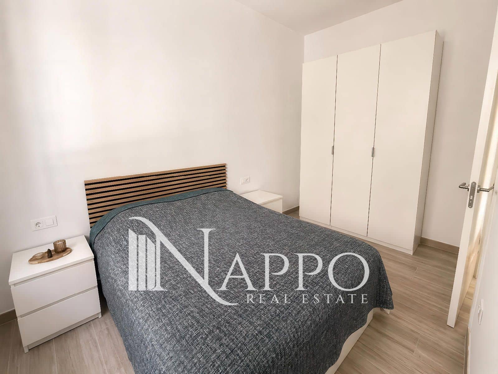 1 sypialnia Mieszkanie do wynajęcia w Miasto Madryt - 1 300 € (Ref: 9809402)