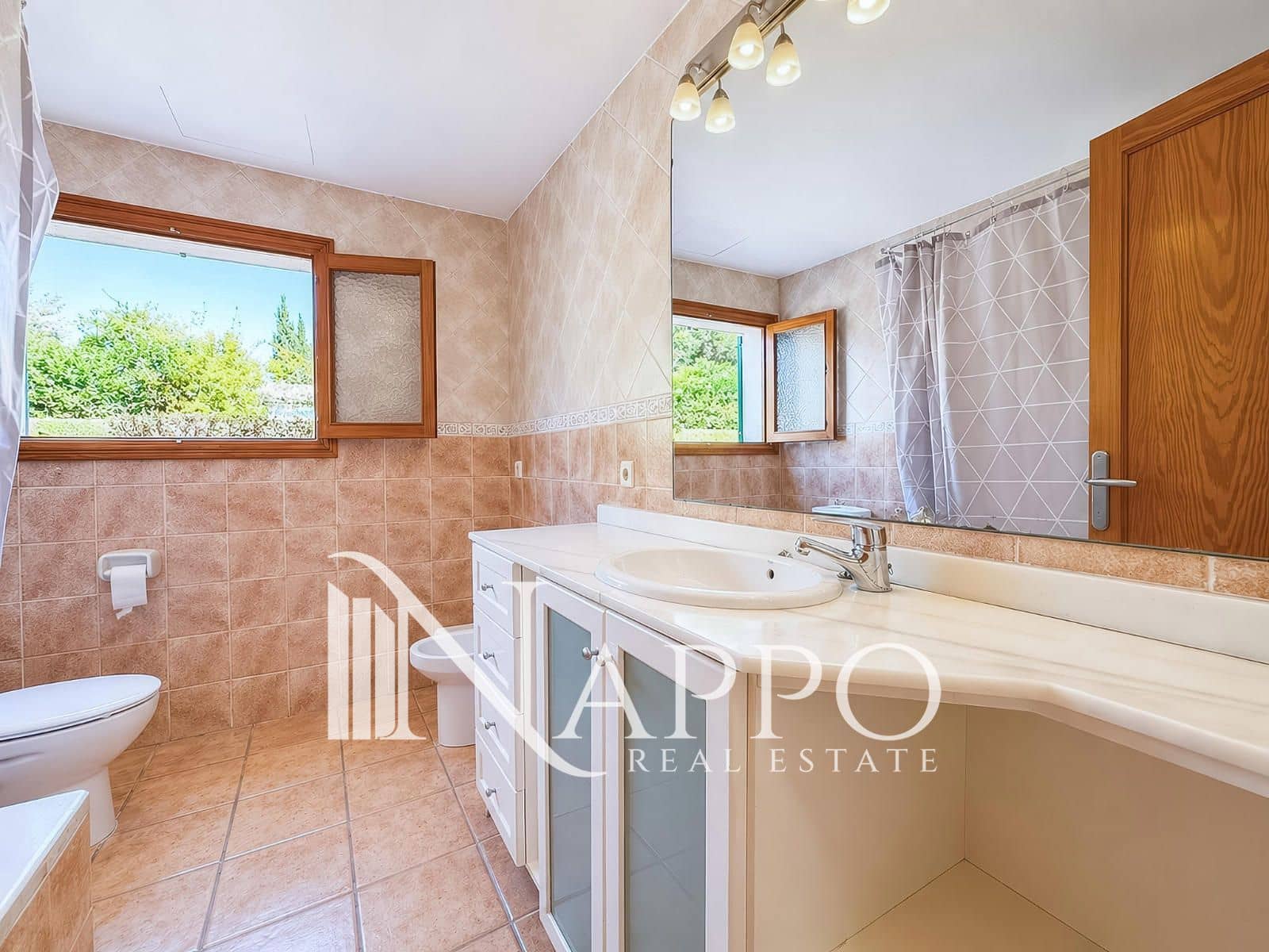 6 chambre Villa/Maison à vendre à Capdepera avec garage - 650 000 € (Ref: 9810829)