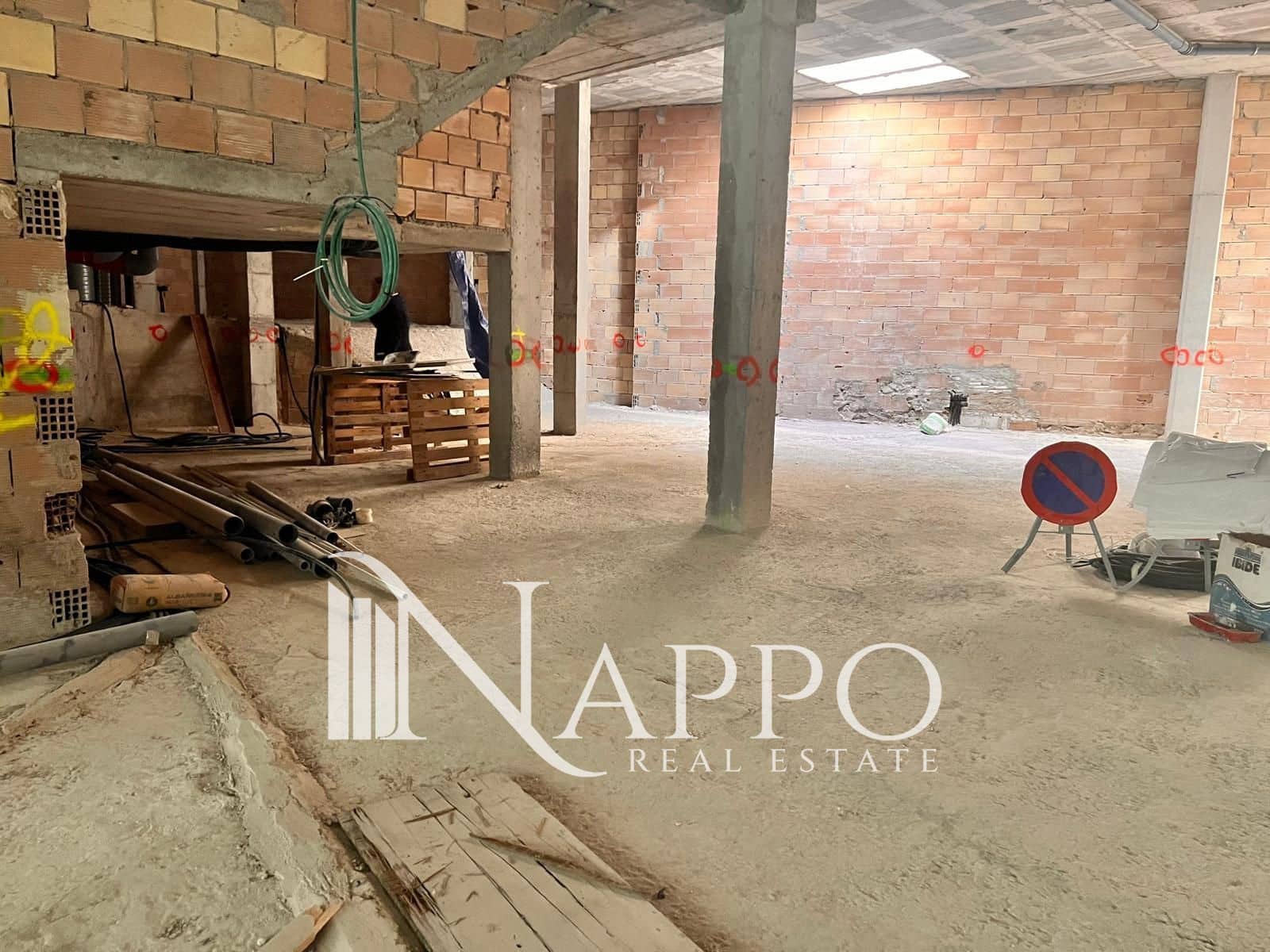Local Commercial à louer à Palma de Mallorca - 7 000 € (Ref: 9814613)