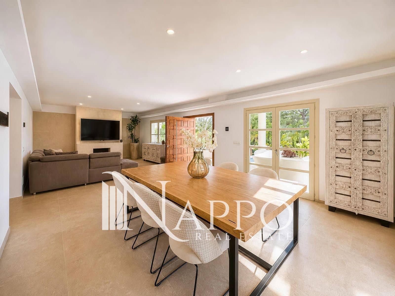 5 sypialnia Dom na sprzedaż w Costa de la Calma z basenem garażem - 2 690 000 € (Ref: 9815117)