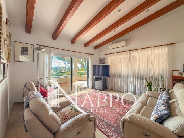 4 makuuhuone Huvila myytävänä paikassa Cala Mayor, Palma de Mallorca mukana uima-altaan 
autotalli - 1 650 000 € (Ref: 9815118)