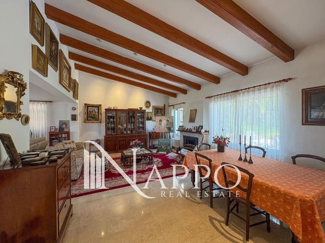 4 makuuhuone Huvila myytävänä paikassa Cala Mayor, Palma de Mallorca mukana uima-altaan 
autotalli - 1 650 000 € (Ref: 9815118)