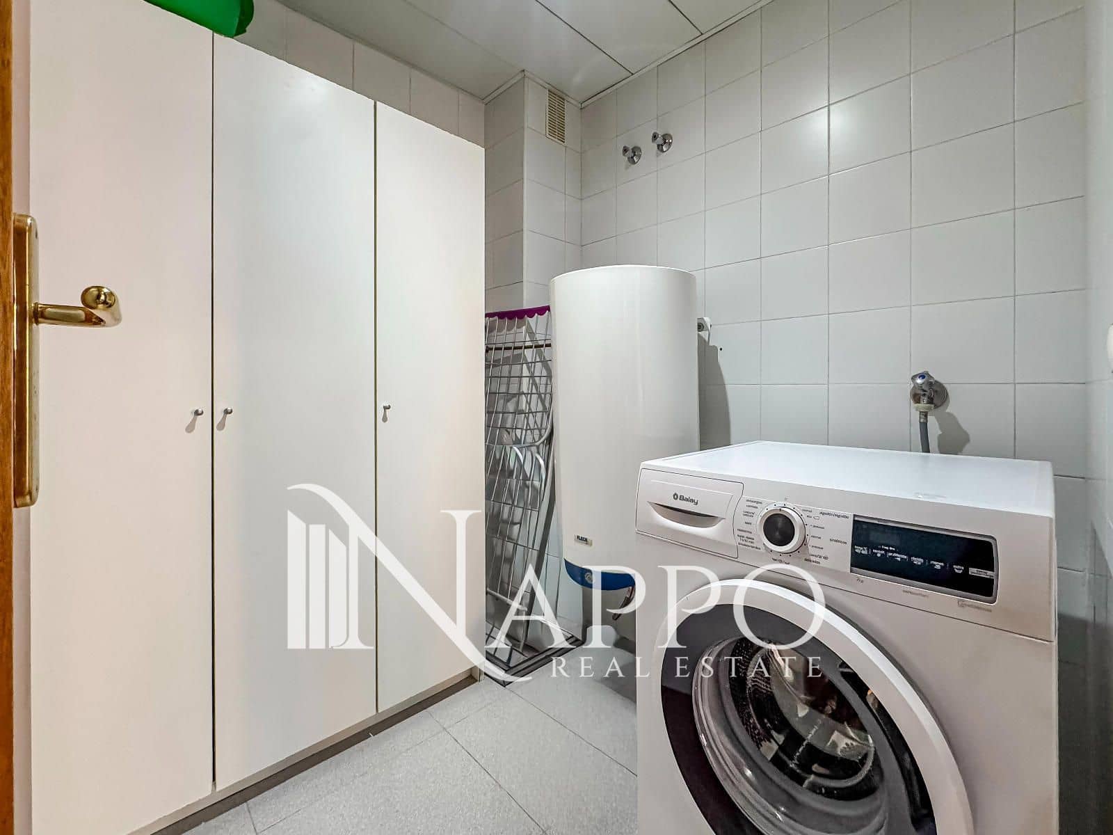 2 makuuhuone Asunto myytävänä paikassa Palma de Mallorca mukana uima-altaan 
autotalli - 537 000 € (Ref: 9815119)