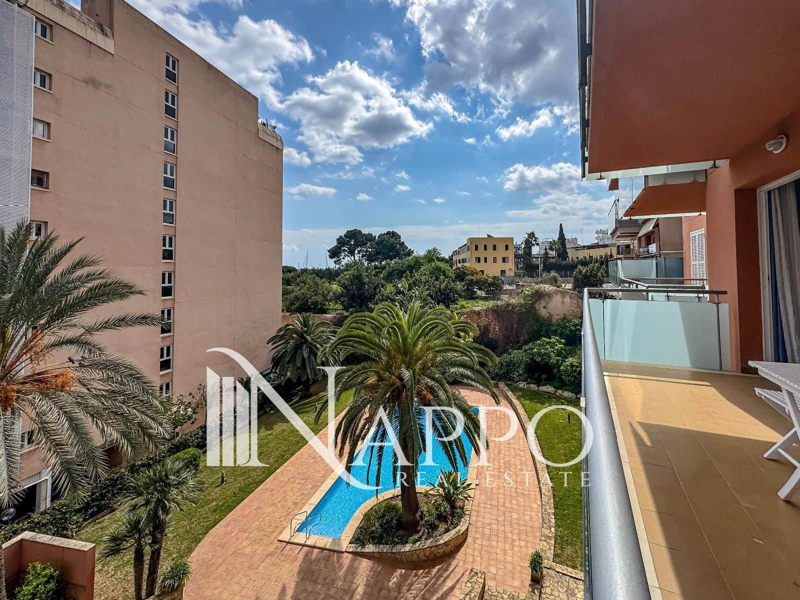 2 makuuhuone Asunto myytävänä paikassa Palma de Mallorca mukana uima-altaan 
autotalli - 537 000 € (Ref: 9815119)