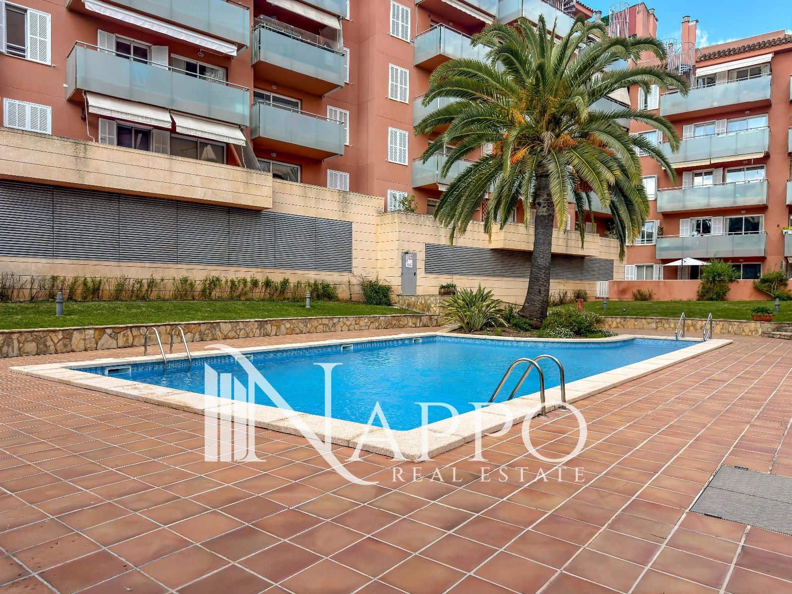 2 makuuhuone Asunto myytävänä paikassa Palma de Mallorca mukana uima-altaan 
autotalli - 537 000 € (Ref: 9815119)