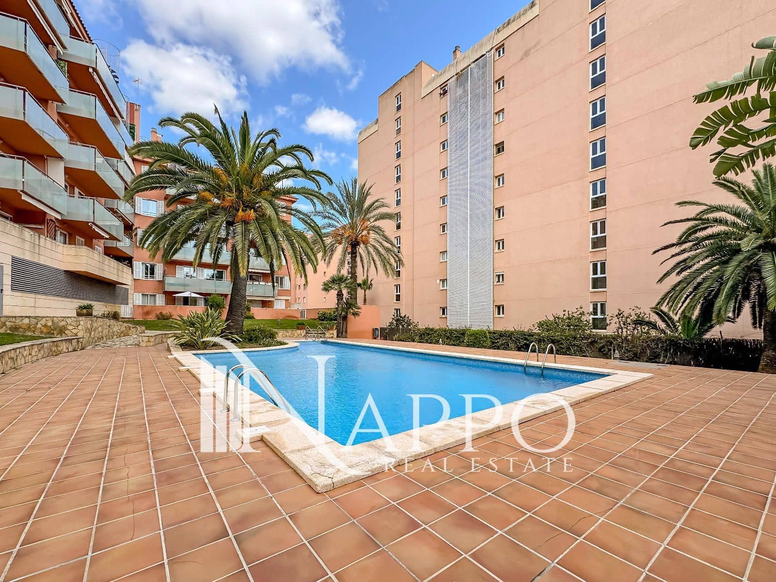 2 makuuhuone Asunto myytävänä paikassa Palma de Mallorca mukana uima-altaan 
autotalli - 537 000 € (Ref: 9815119)