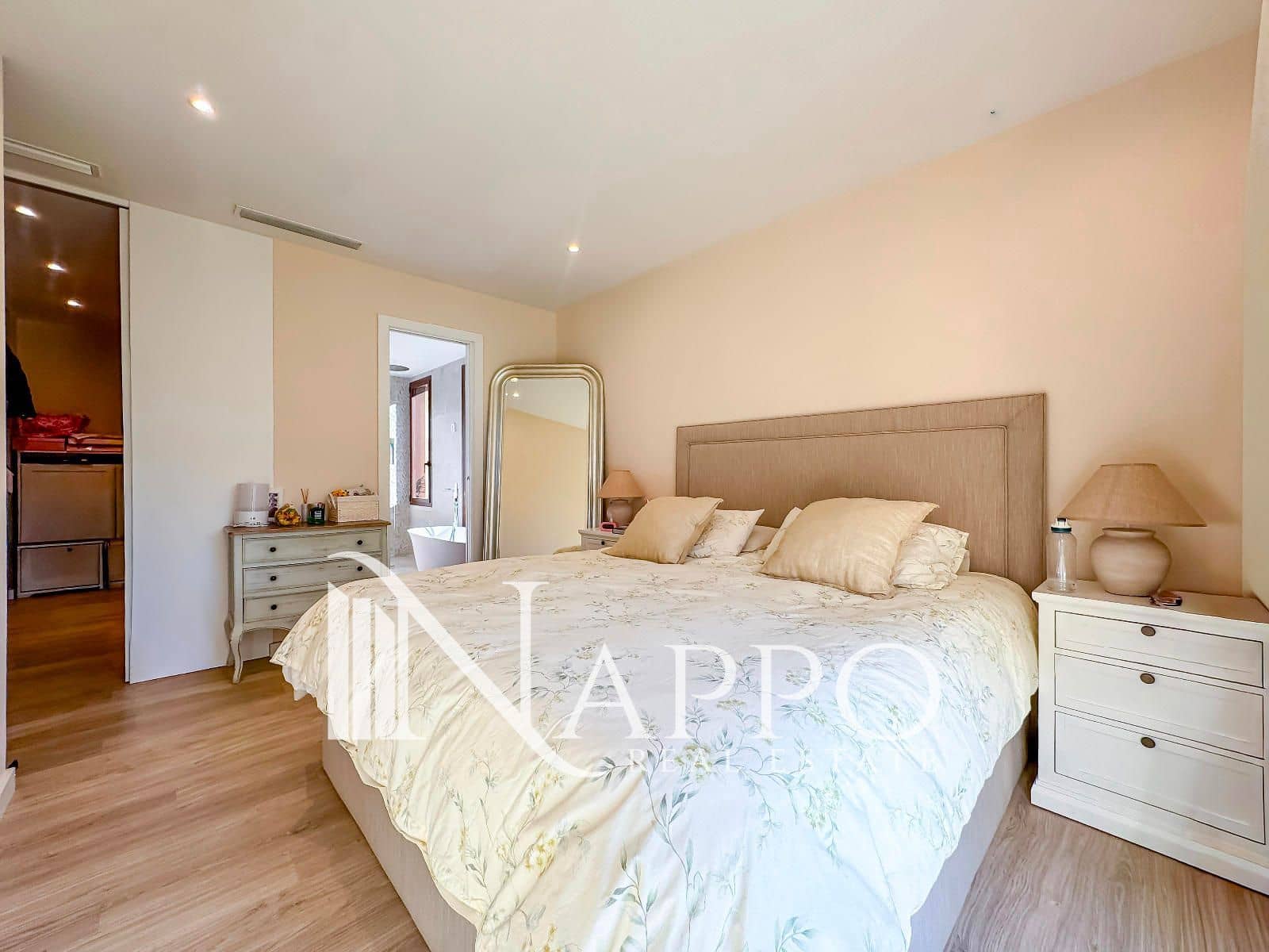 4 bedroom Villa for sale in Bunyola with pool garage - € 1,800,000 (Ref: 9816254)