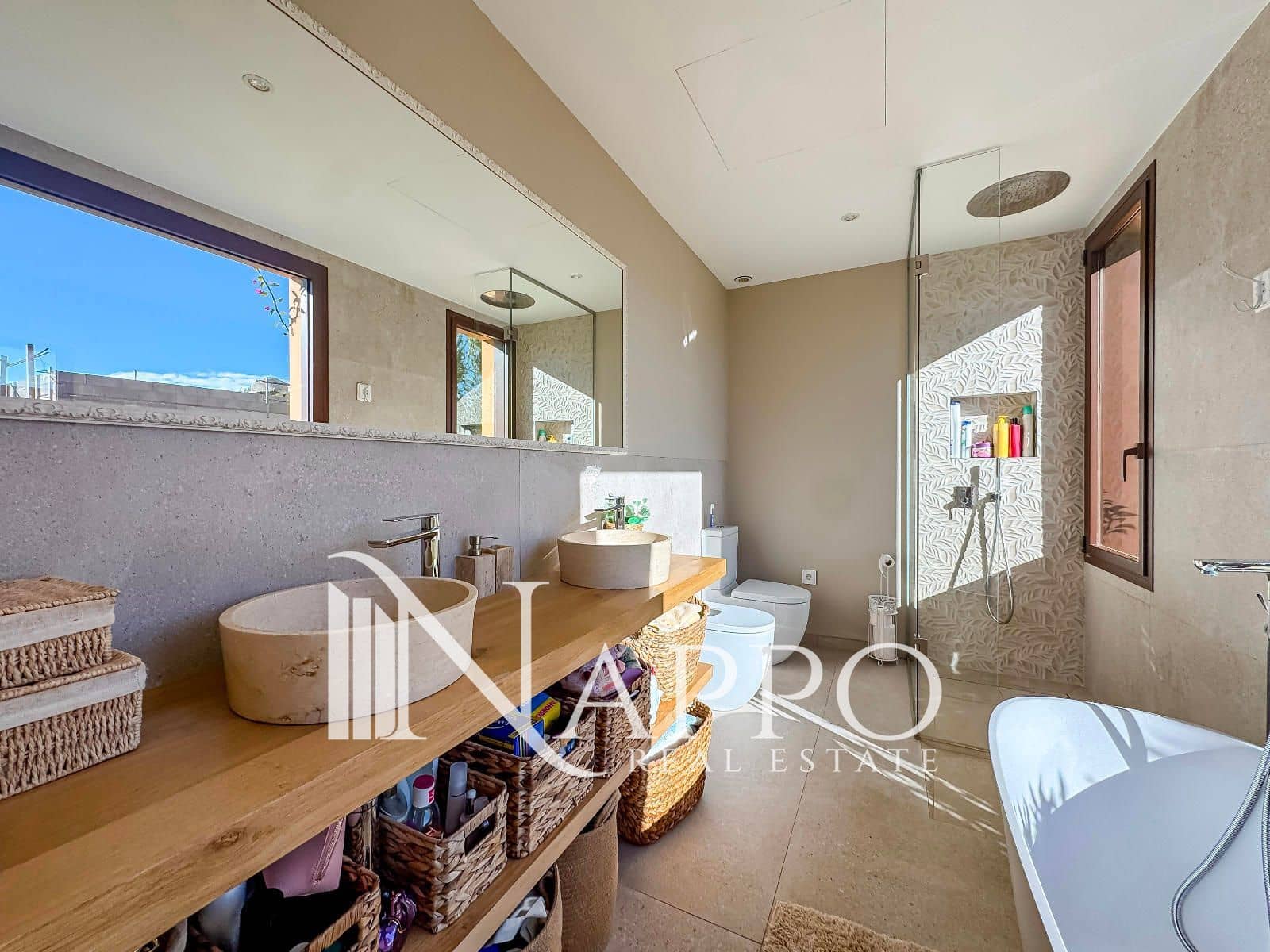 4 bedroom Villa for sale in Bunyola with pool garage - € 1,800,000 (Ref: 9816254)